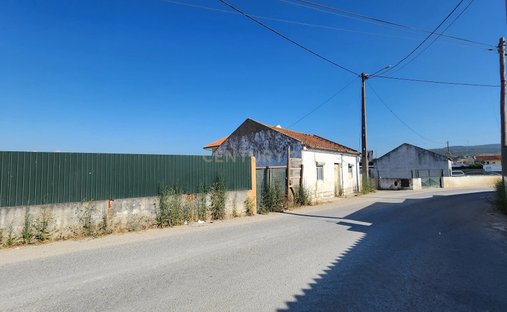 Land in Santo Antão do Tojal, Lisbon, Portugal 1