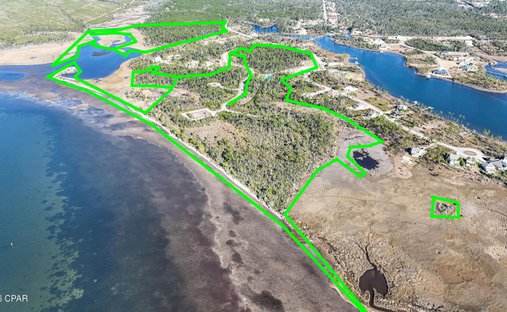 Land in Panama City, Florida, United States 1
