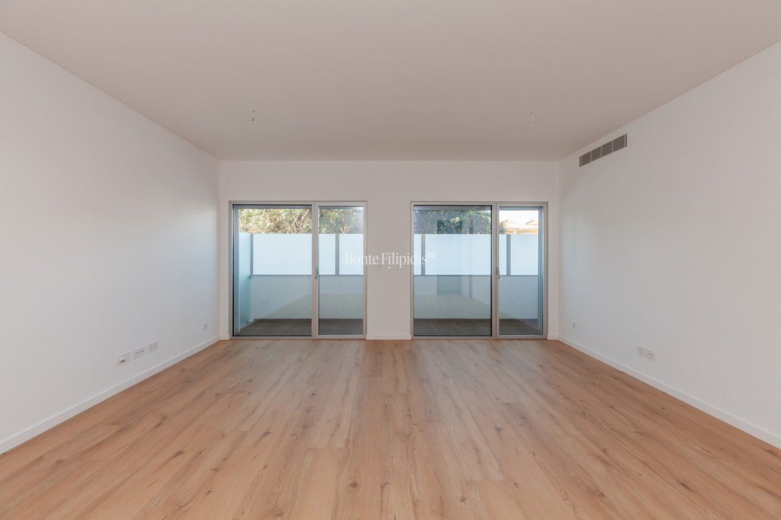 Apartment in Carcavelos e Parede, Lisbon, Portugal 1 - 16574962