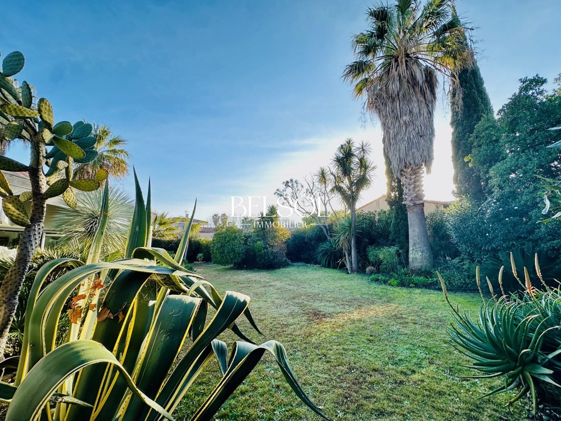 Villa in Saint-Cyprien, Occitania, France 2 - 16967573