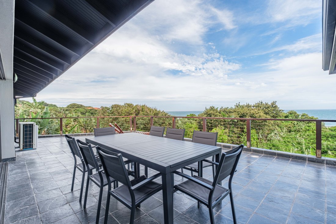 Estate in Ballito, KwaZulu-Natal, South Africa 5 - 16964775