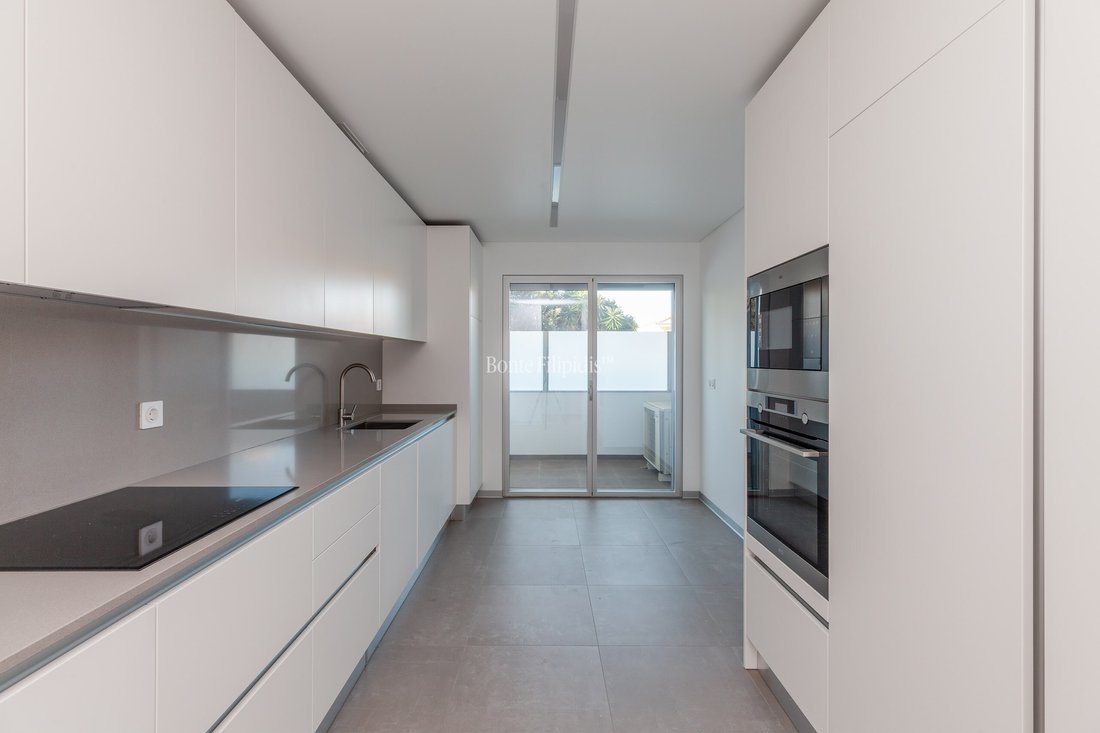 Apartment in Carcavelos e Parede, Lisbon, Portugal 3 - 16574966