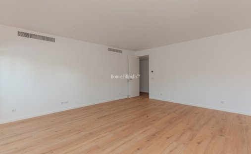 Apartment in Carcavelos e Parede, Lisbon, Portugal 1