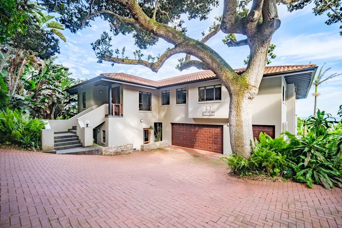 Estate in Ballito, KwaZulu-Natal, South Africa 3 - 16964775