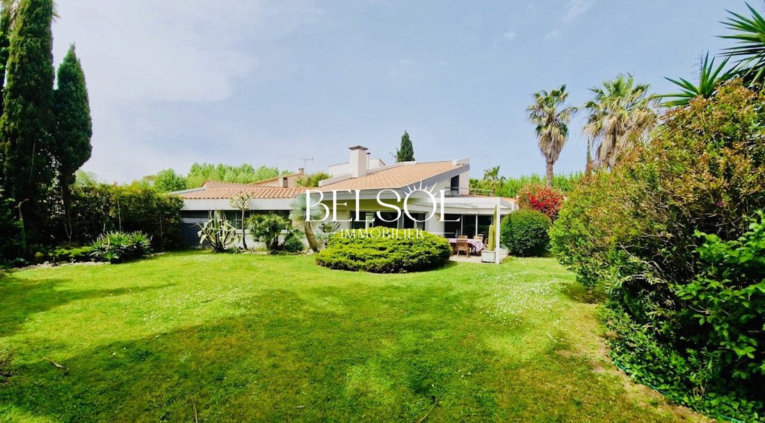 Villa in Saint-Cyprien, Occitania, France 1 - 16967573