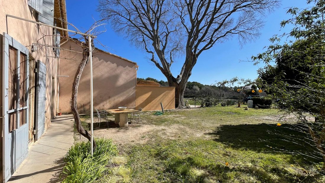 House in Granettes-Jauberte-Sainte Anne, Aix-en-Provence, France 3 - 16964009