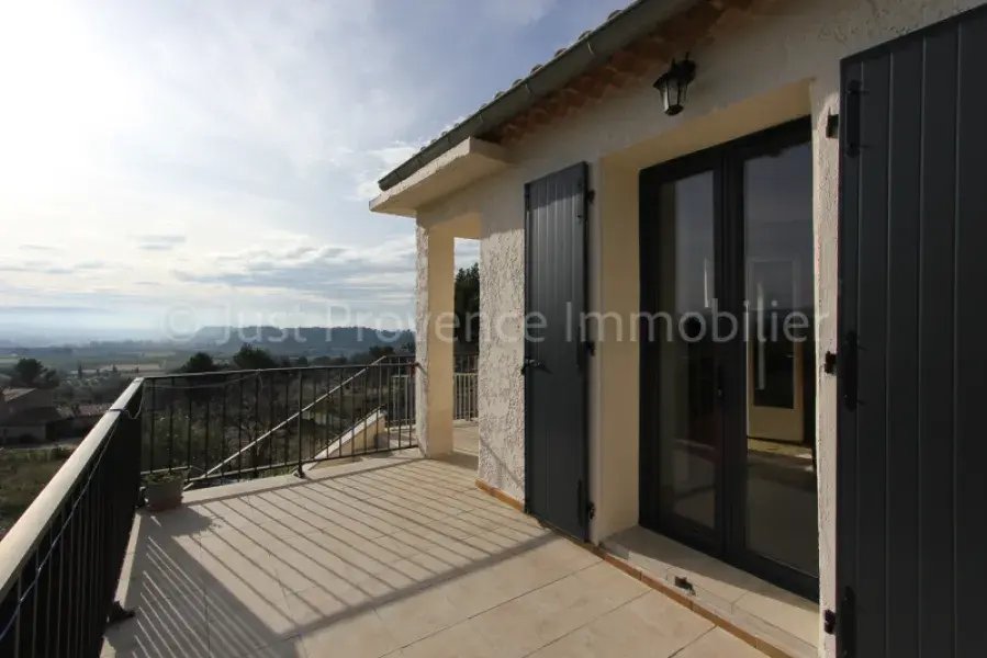 House in Saint-Hippolyte-le-Graveyron, Provence-Alpes-Côte d'Azur, France 5 - 16966273