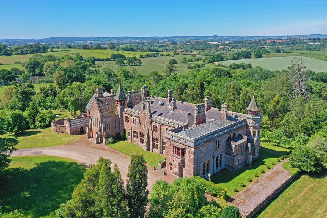House in Devon, England 4 - 16968160