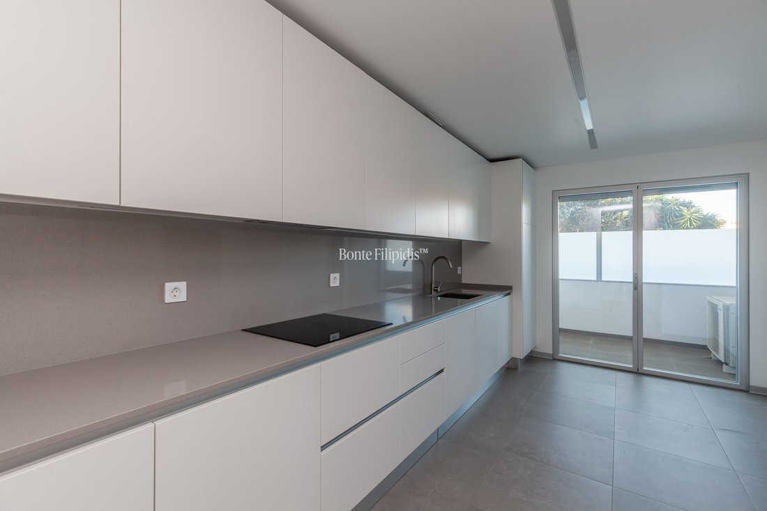 Apartment in Carcavelos e Parede, Lisbon, Portugal 3 - 16574959