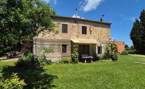 Finca in Llagostera, Catalonia, Spain 1