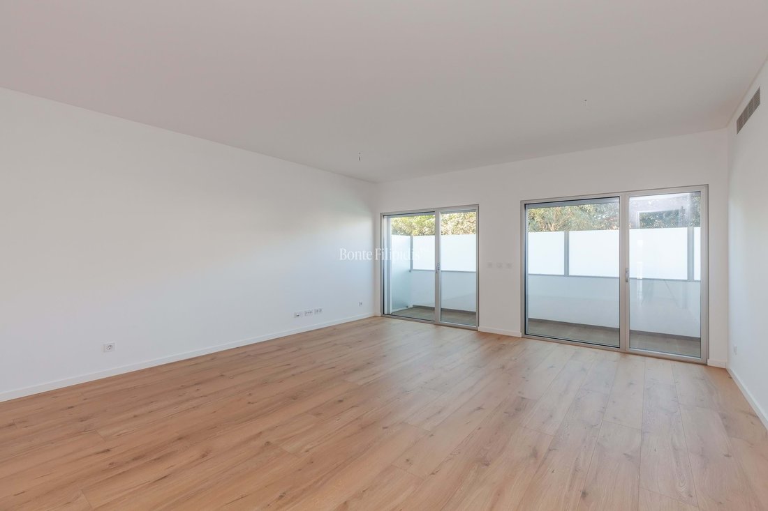 Apartment in Carcavelos e Parede, Lisbon, Portugal 1 - 16574959