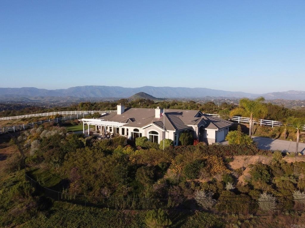 House in Escondido, California, United States 3 - 16965089