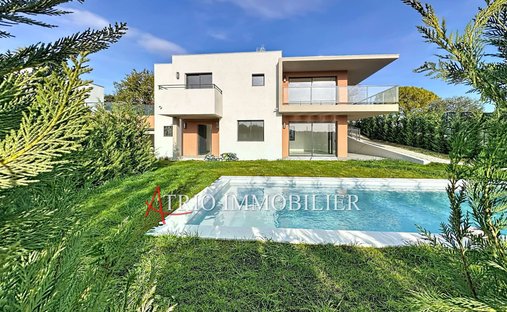 Villa in Val de Cagne-Colline Route de Vence, Cagnes-sur-Mer, France 1