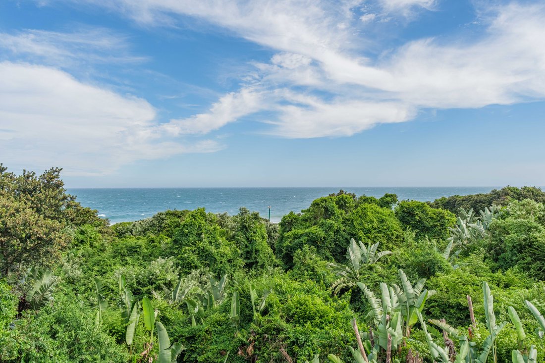Estate in Ballito, KwaZulu-Natal, South Africa 1 - 16964775