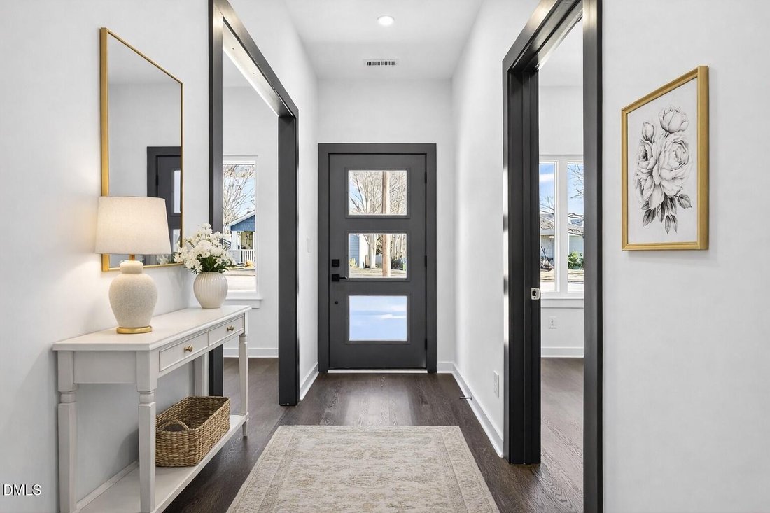 Townhouse in Raleigh, North Carolina, United States 1 - 16876313