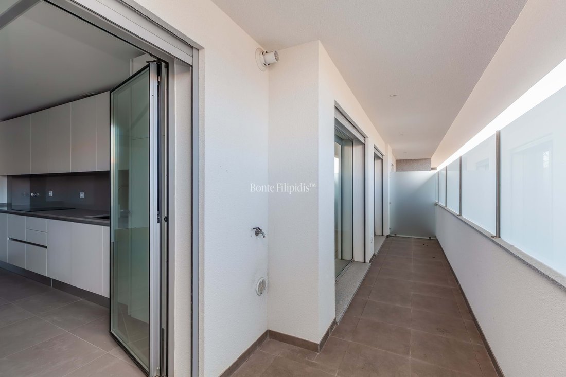 Apartment in Carcavelos e Parede, Lisbon, Portugal 3 - 16574973
