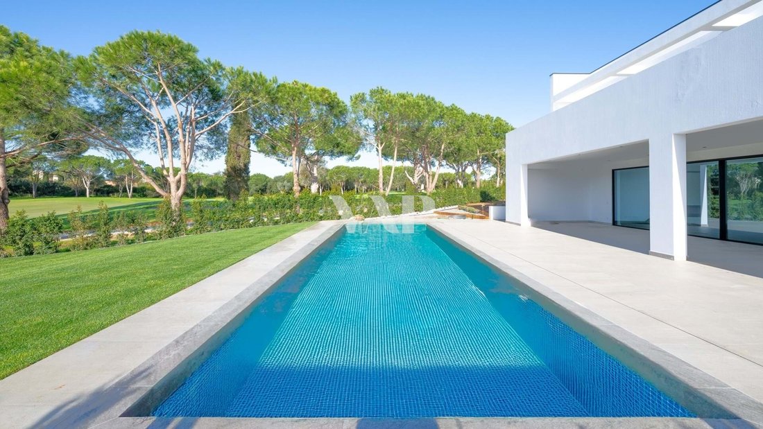 Villa in Vilamoura, Quarteira, Algarve 1 - 14517658