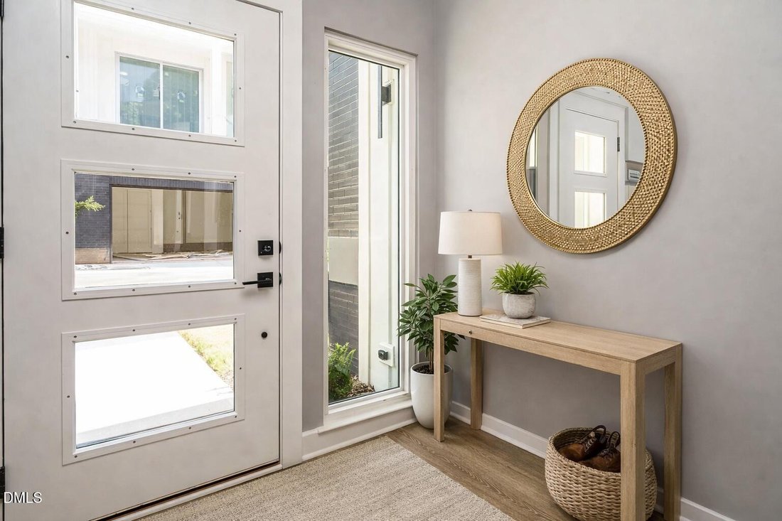 Townhouse in Raleigh, North Carolina, United States 4 - 16876311