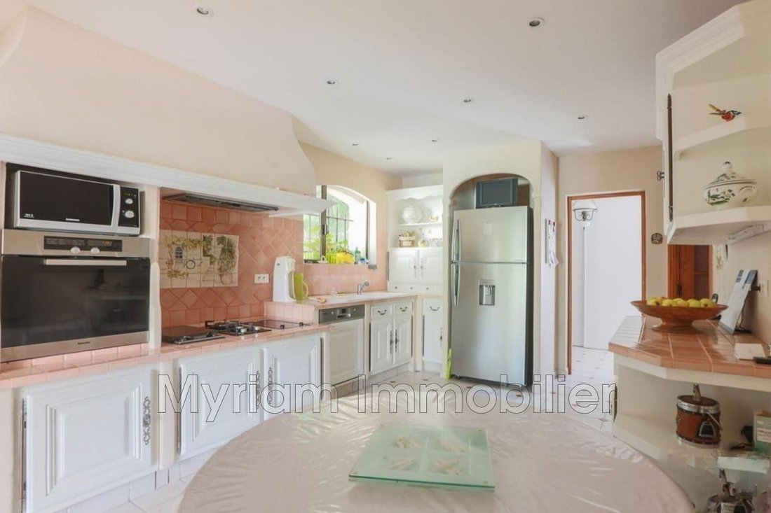 Villa in Saint-Cézaire-sur-Siagne, Provence-Alpes-Côte d'Azur, France 3 - 16968502