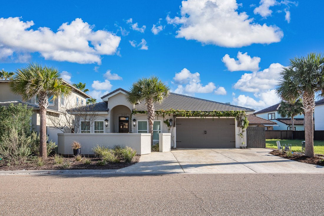 House in Port Aransas, Texas, United States 1 - 16964931