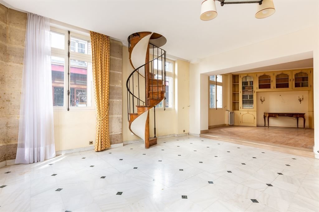 Apartment in Palais Royal, Paris 1er Arrondissement, Paris 5 - 16966388