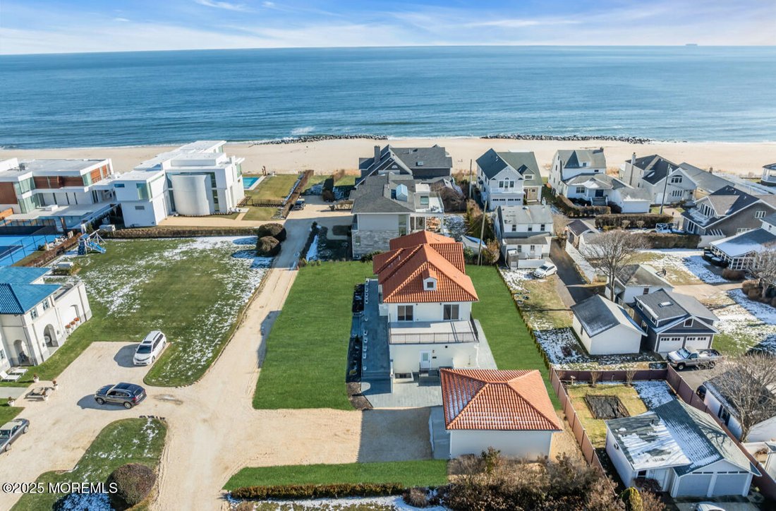 House in Long Branch, New Jersey, United States 3 - 16965328
