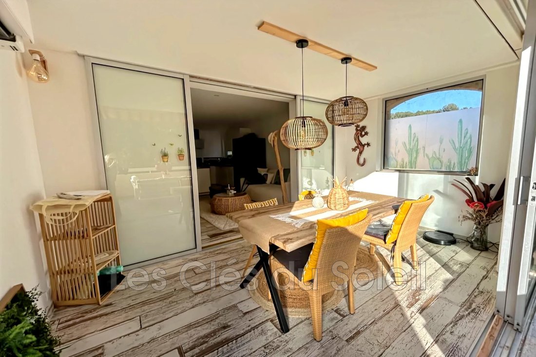 Apartment in Bandol, Provence-Alpes-Côte d'Azur, France 2 - 16968514