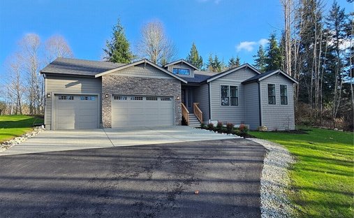 House in Stanwood, Washington, United States 1