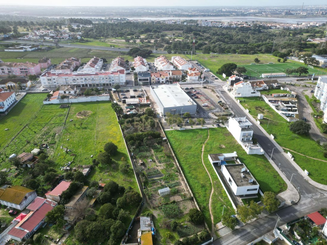 Land in Santo Antonio da Charneca, Setubal, Portugal 4 - 16966307