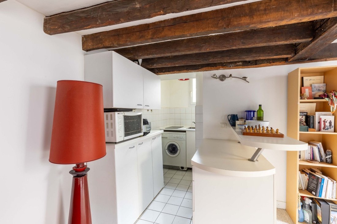 Apartment in Odéon, Paris 6e Arrondissement, Paris 4 - 16948103