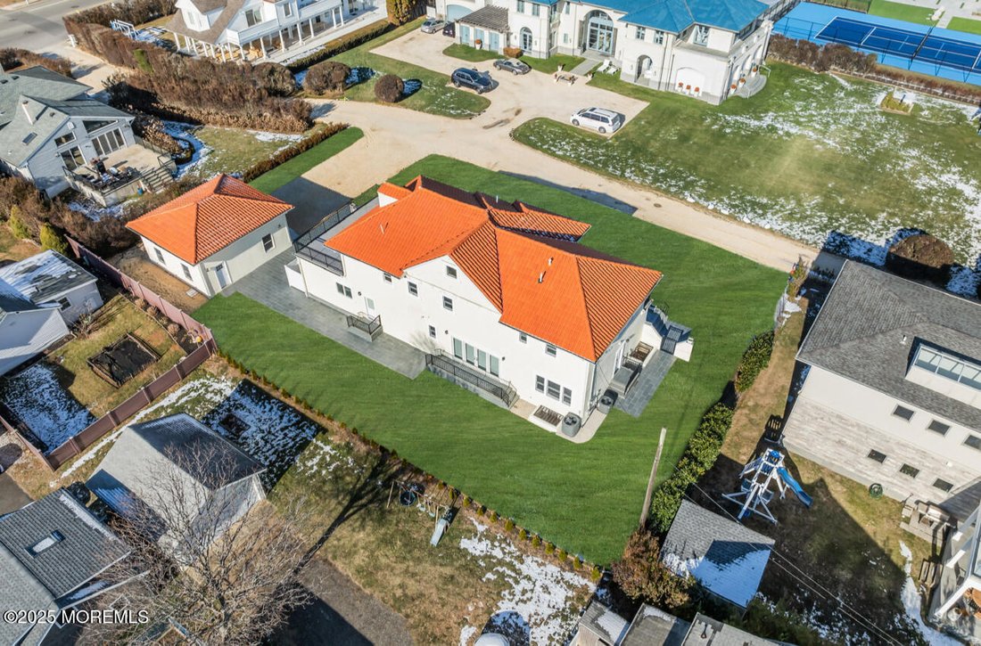 House in Long Branch, New Jersey, United States 5 - 16965328