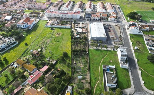 Land in Santo Antonio da Charneca, Setubal, Portugal 1