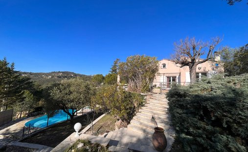 Villa in La Turbie, Provence-Alpes-Côte d'Azur, France 1
