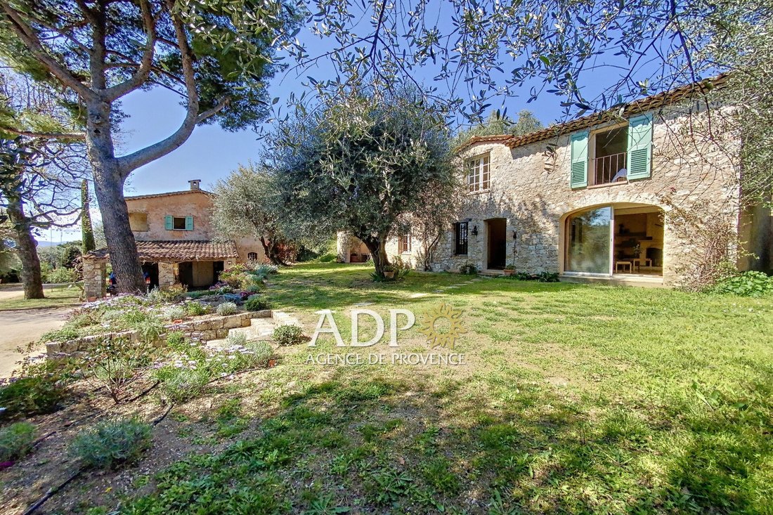 Villa in Grasse, Provence-Alpes-Côte d'Azur, France 4 - 16964263