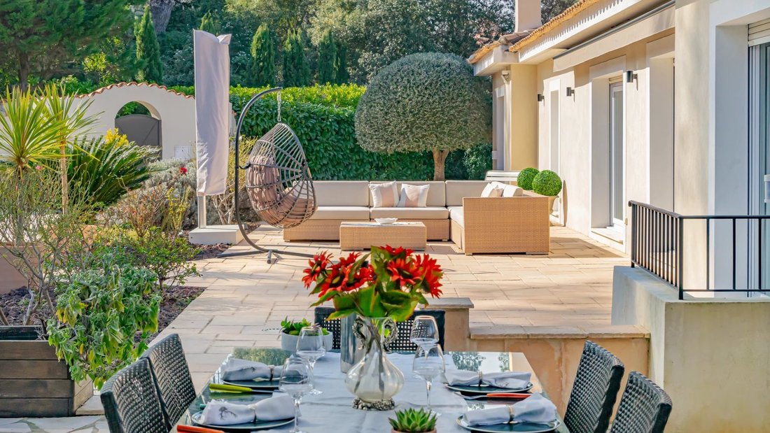 House in Mougins, Provence-Alpes-Côte d'Azur, France 4 - 16966780
