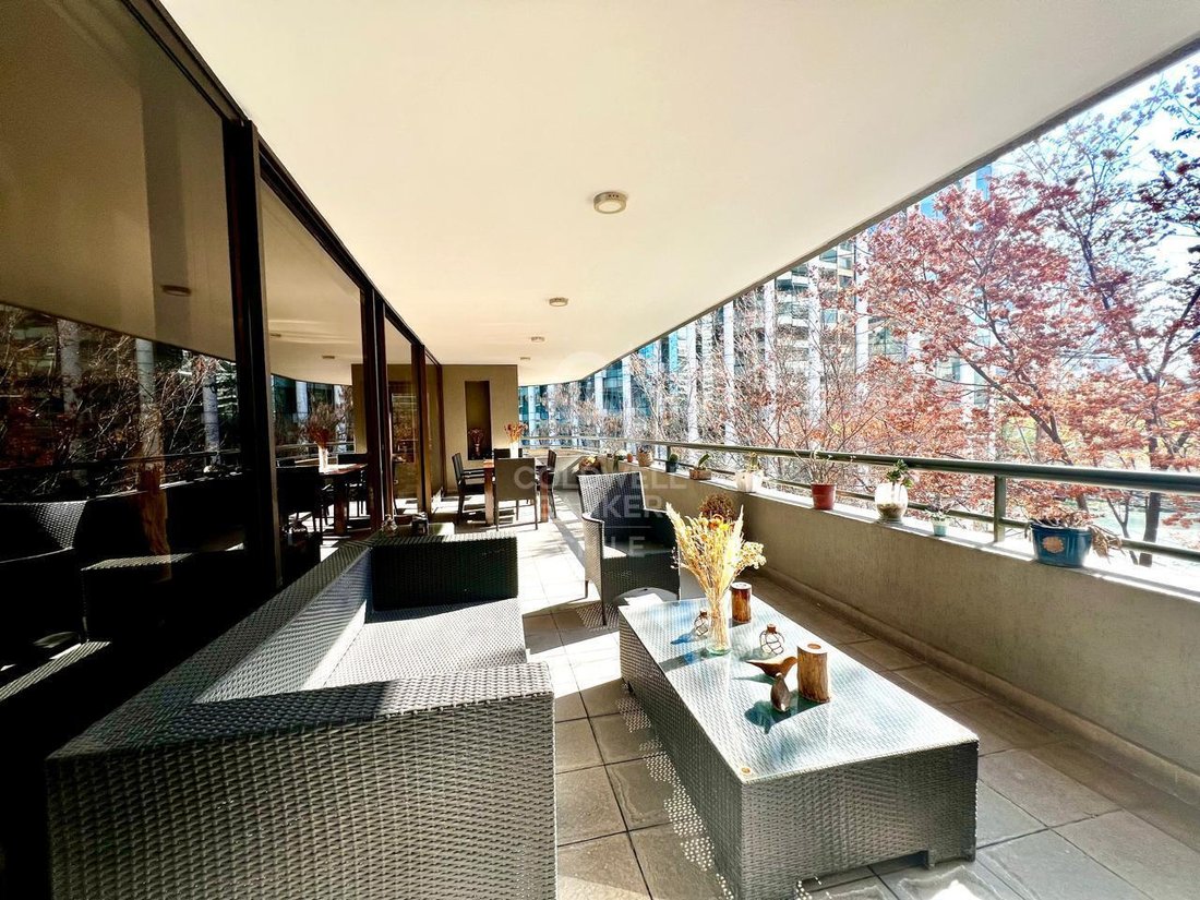 Apartment in Las Condes, Santiago Metropolitan Region, Chile 5 - 16964813