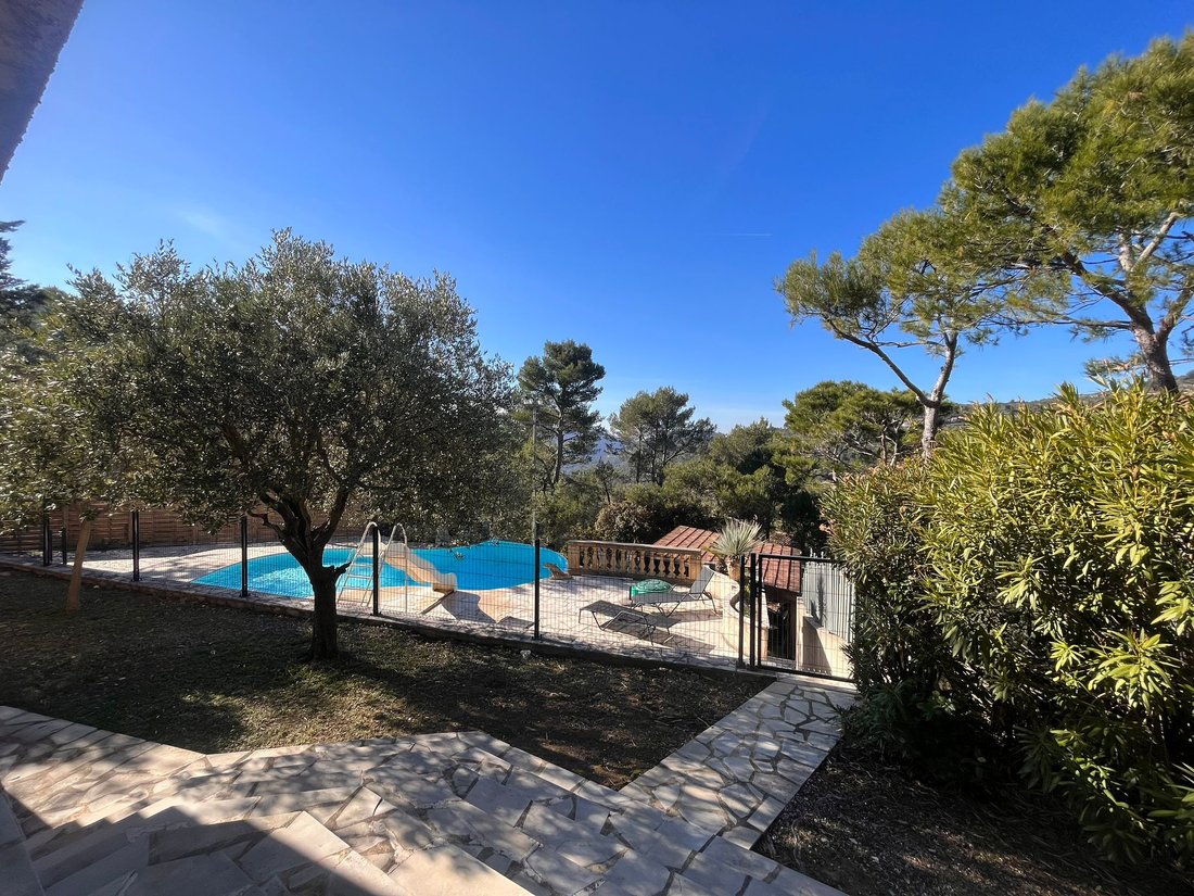 Villa in La Turbie, Provence-Alpes-Côte d'Azur, France 2 - 16963937