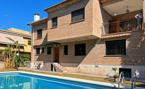 Villa in Borriana, Valencian Community, Spain 1