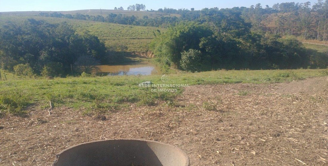 Farm Ranch in Ronco, State of Paraná, Brazil 2 - 16968475