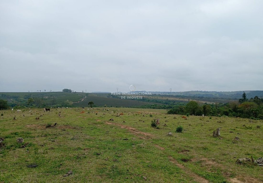 Farm Ranch in Araçoiaba da Serra, State of São Paulo, Brazil 5 - 16968487