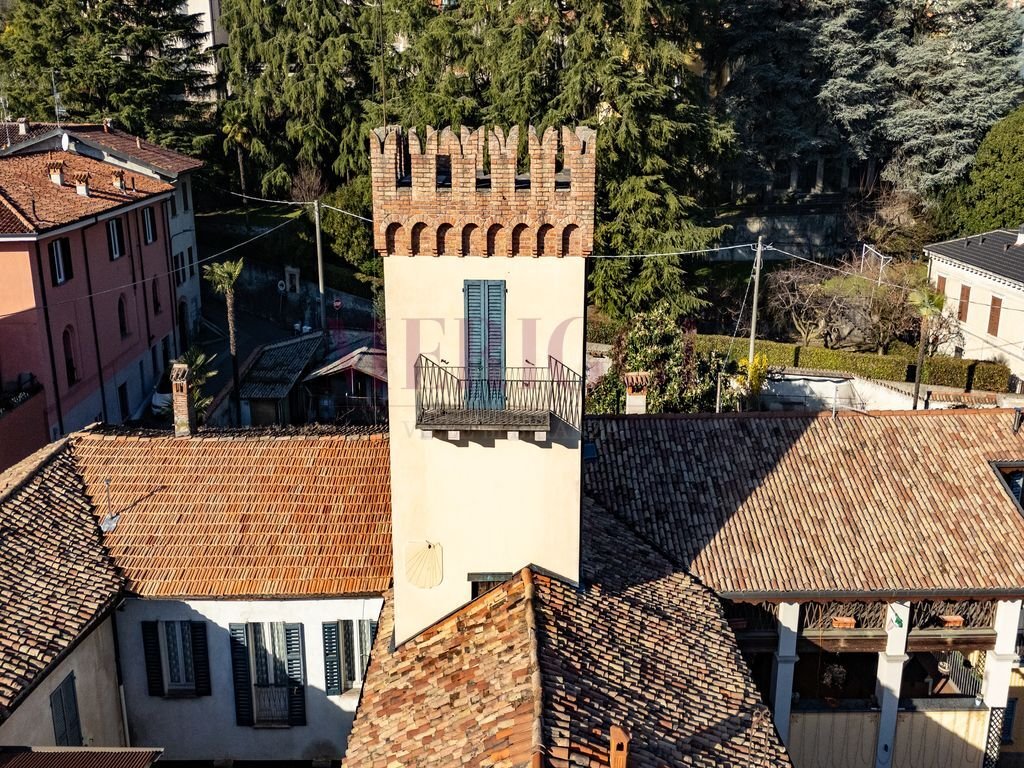 Villa in Erba, Lombardy, Italy 5 - 16965803