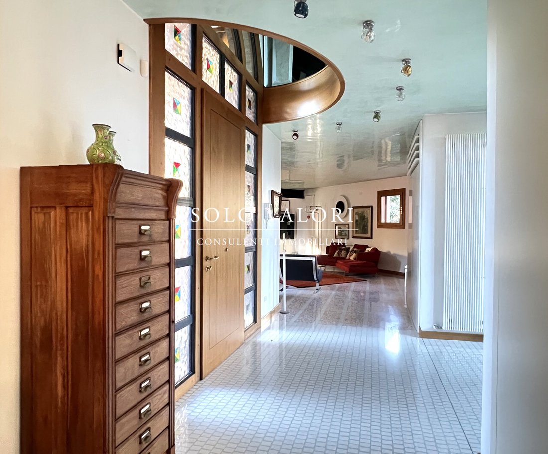 Villa in Castelfranco Veneto, Veneto, Italy 3 - 16967093