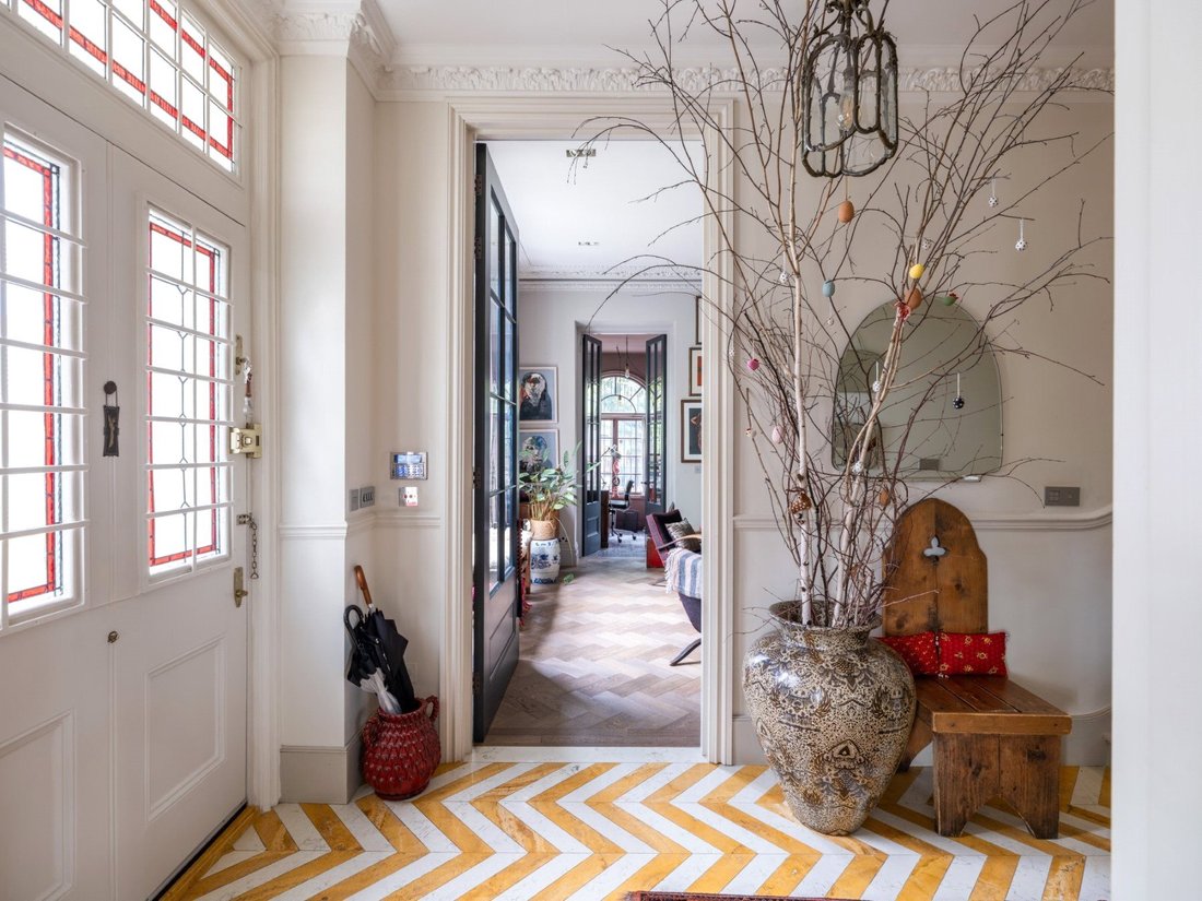 Villa in South Hampstead, Camden, England 2 - 16965629