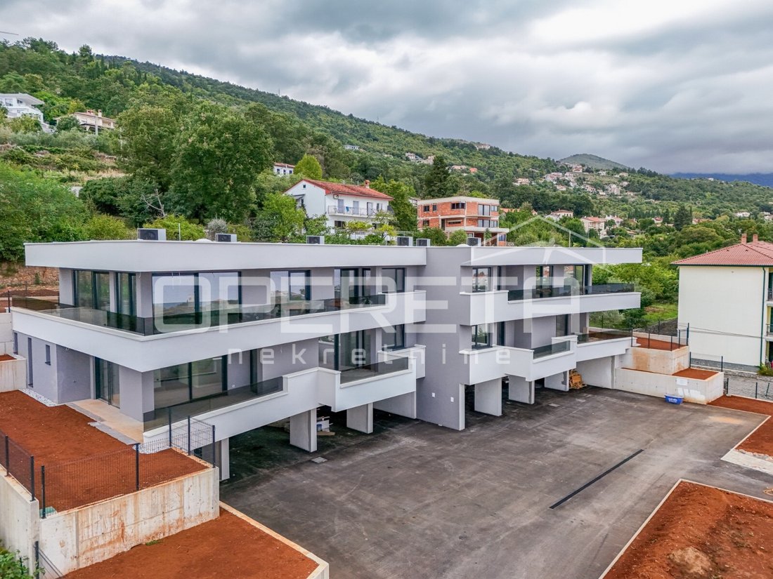 Apartment in Opcina Lovran, Primorje-Gorski Kotar County, Croatia 1 - 16966607