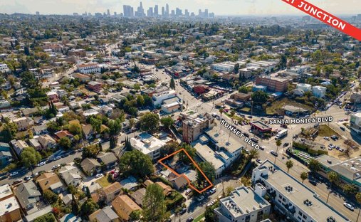 Land in Los Angeles, California, United States 1