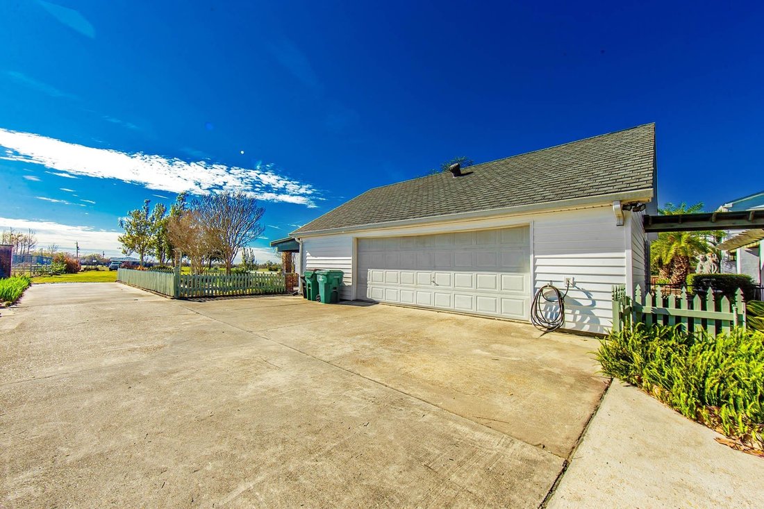 House in Lockport, Louisiana, United States 5 - 16966961