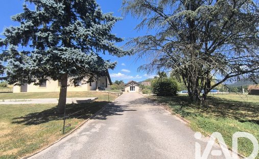 House in Les Avenieres, Les Avenieres Veyrins-Thuellin, France 1