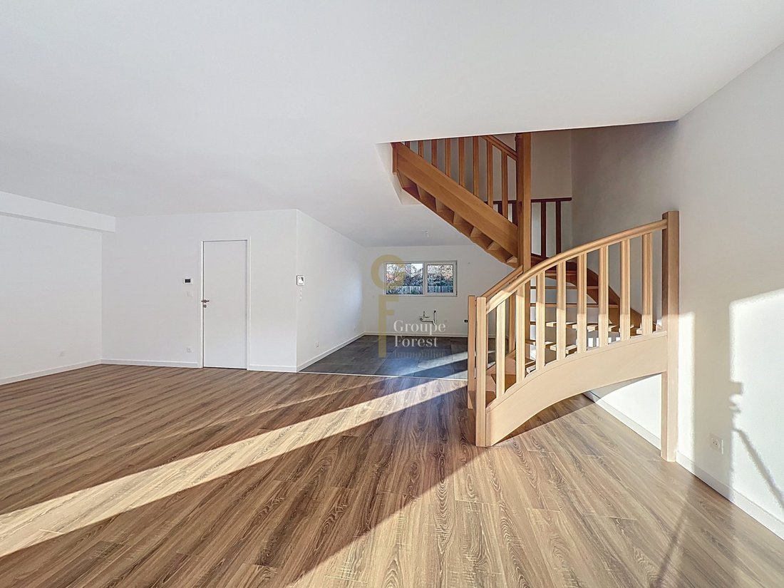 House in Villeneuve-d'Ascq, Hauts-de-France, France 3 - 16396342