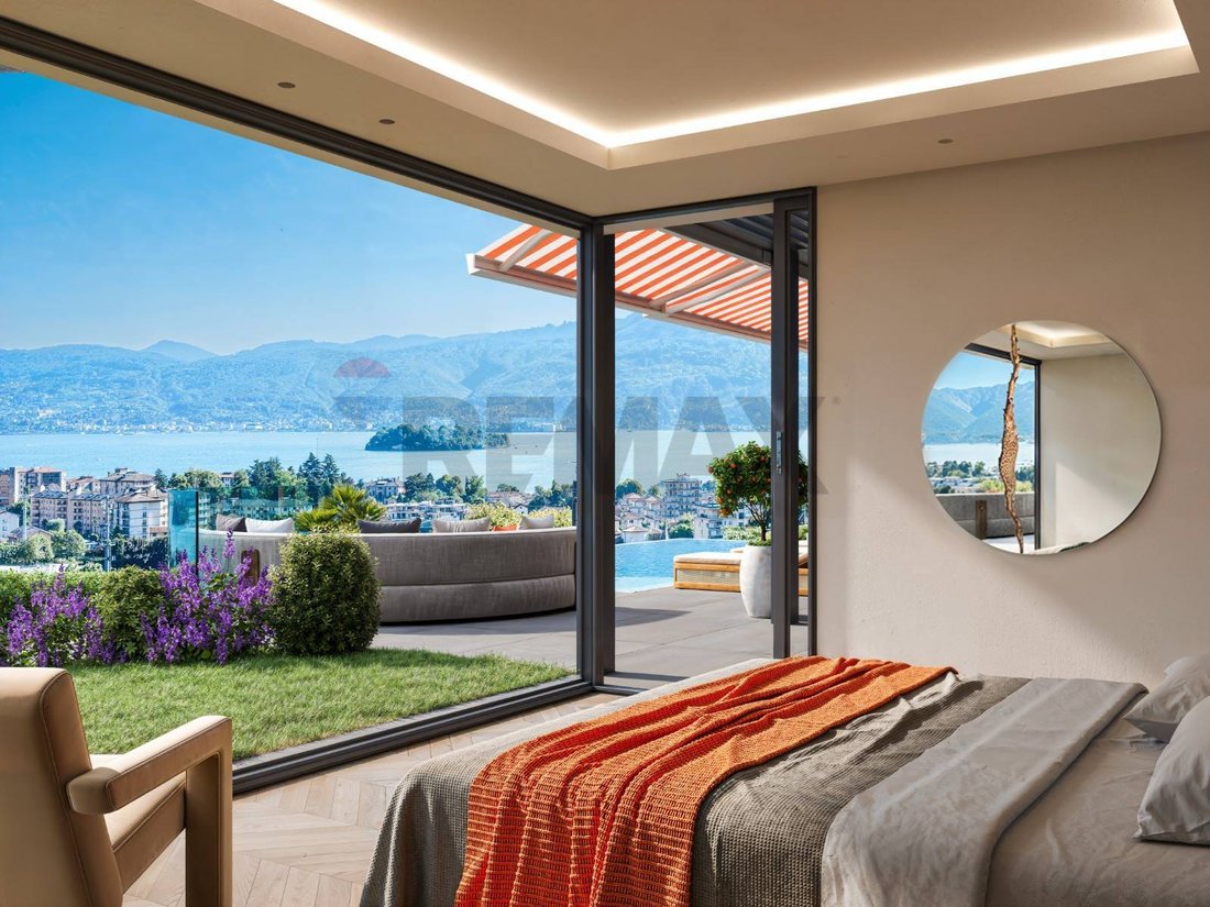 Villa in Verbania, Piedmont, Italy 3 - 16967385