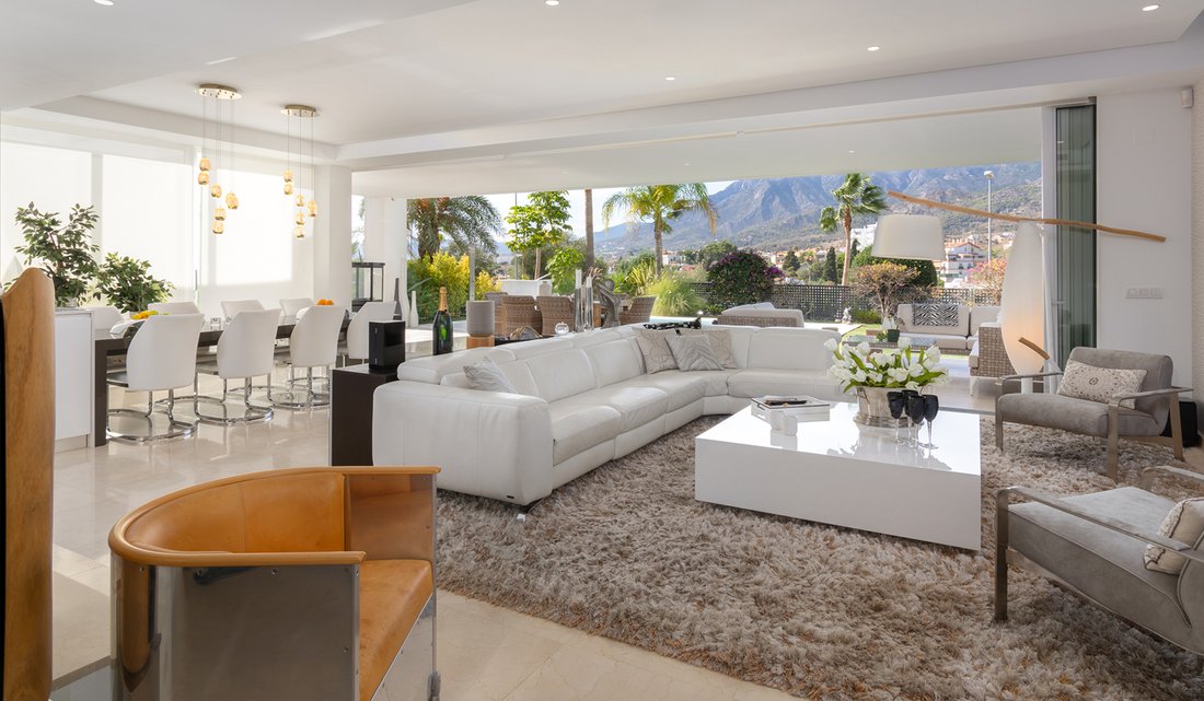 Villa in Marbella, Andalusia, Spain 2 - 16968290